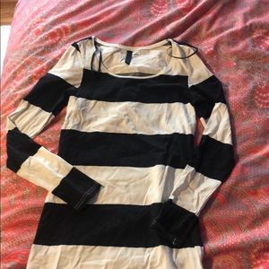 Long sleeve bodycon dress